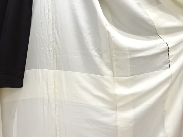  おぼろ染　絞り相良刺繍波に桜楓模様留袖(比翼付き)